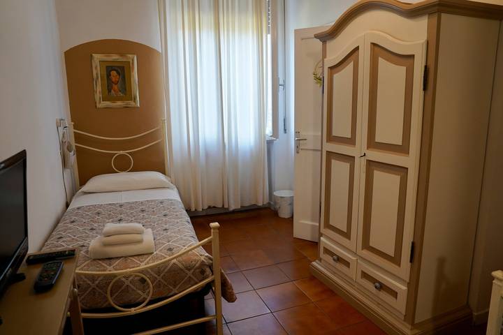 Ferienwohnung für 2 Personen, mit Garten in Livorno