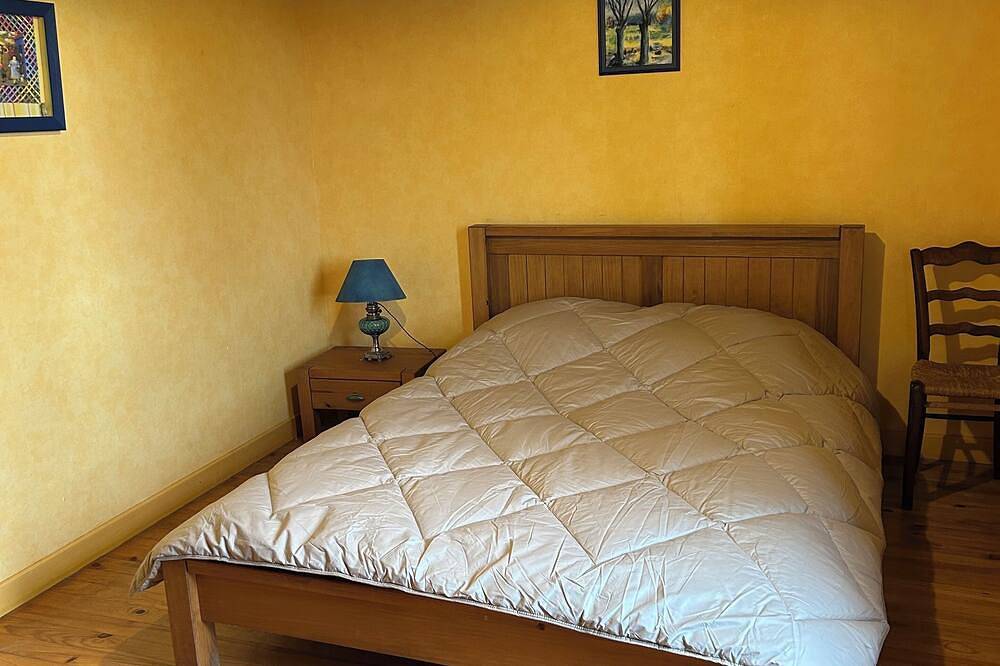 Gîte Rural La Batteuse A Ecoche (Loire) - Capacité accueil 12 personnes in Écoche, Région de Roanne