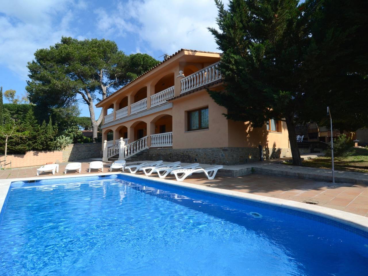 Appartement entier, Appartement charmant avec piscine, près d'Empúries et de la plage in L'Escala, Haut-Ampurdan