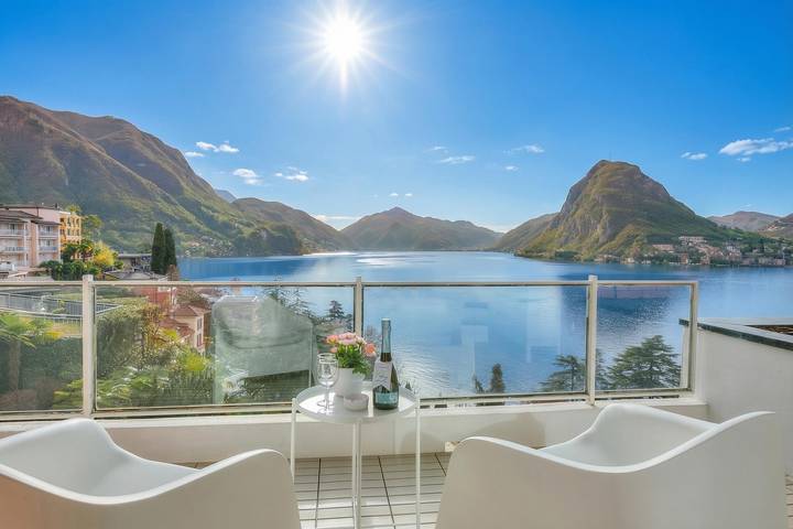 Ferienwohnung für 4 Personen, mit Terrasse und Seeblick in Lugano