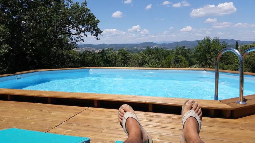 Location de vacances pour 6 personnes, avec piscine ainsi que vue et jardin à Saint-Privat-de-Champclos - 3