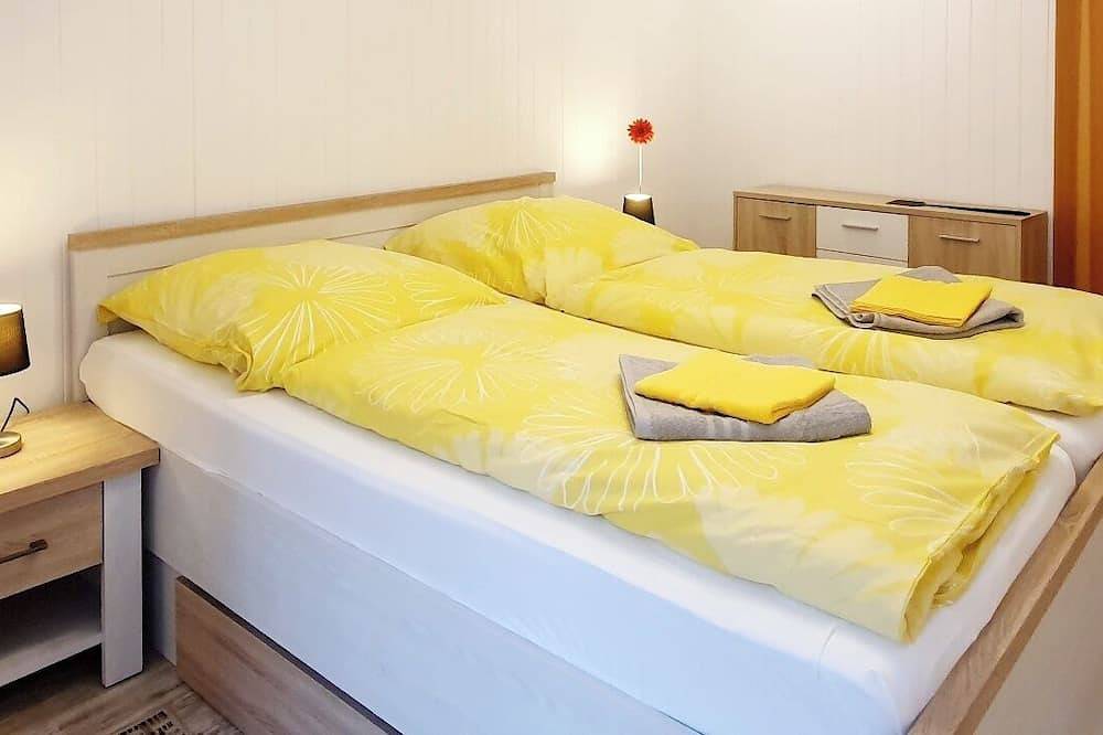 Ganze Wohnung, Green Escape Ferienwohnung in ruhiger Lage ideal für Paare nahe Pückler Park in Bad Muskau, Oberlausitz-Niederschlesien