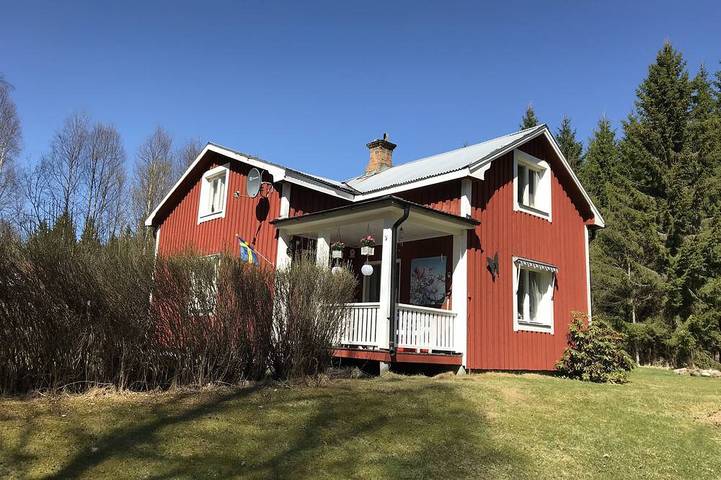 Ferienhaus für 6 Personen, mit Terrasse und Garten in Ekshärad