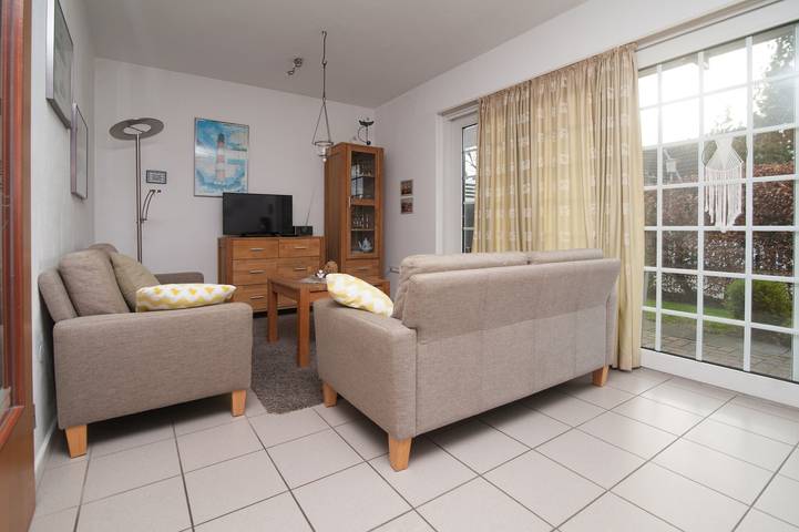 Ferienwohnung für 4 Personen, mit Garten und Terrasse in Krummhörn