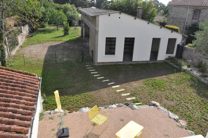 Location de vacances pour 8 personnes, avec jardin ainsi que terrasse et vue, animaux acceptés à Aizenay - 4