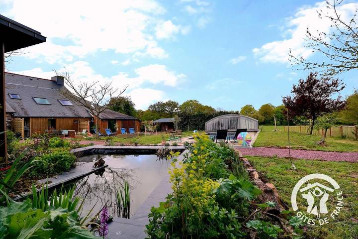 Gîte pour 4 personnes, avec jardin et piscine à Paimpont - 3