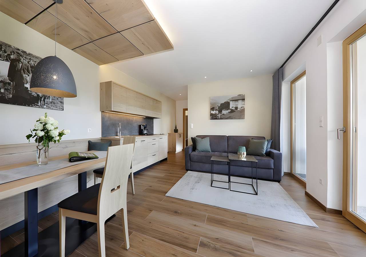 Ganze Wohnung, Ferienwohnung 'Wildrose' mit Bergblick, Gemeinschaftspool und Wi-Fi in Verdins, Schenna