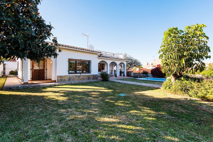 Location de vacances pour 6 personnes, avec jardin à Torremolinos - 2