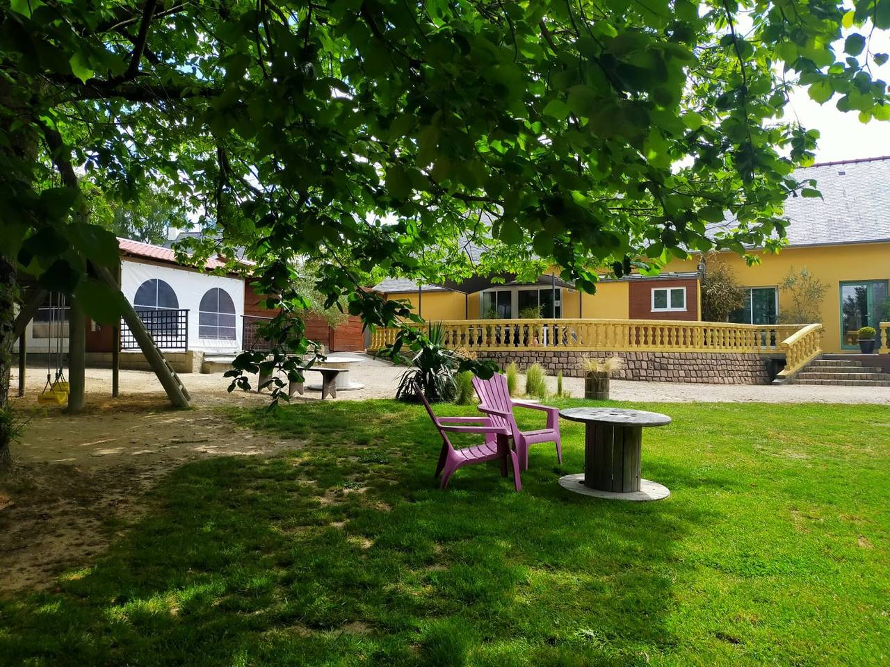 Gîte familial / gîte de groupe proche Guingamp in Ploumagoar, Région de Guingamp