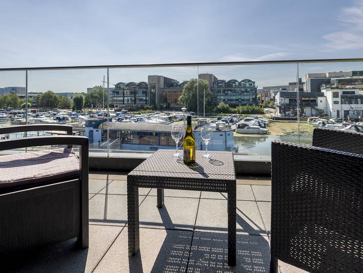 Apartment for 4 people, with terrace in Lincoln