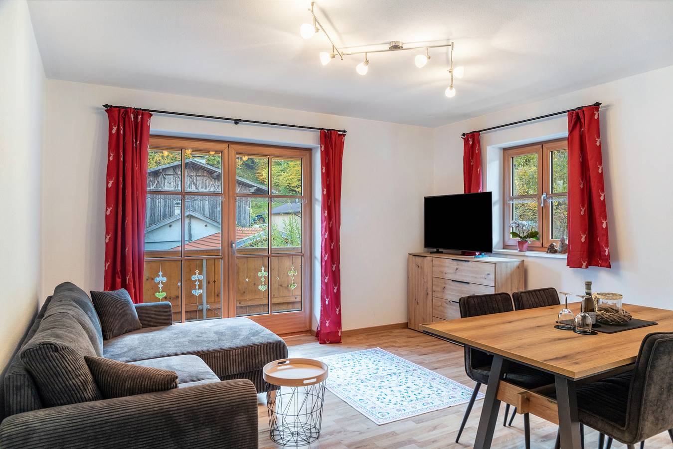 Appartement entier, Appartement 'Maria Grasegger' avec vue sur la montagne, balcon et Wi-Fi in Grainau, Eibsee