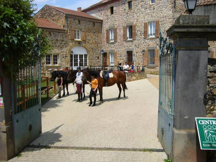 Gîte pour 3 personnes, avec jardin dans Saint-Gervazy - 4