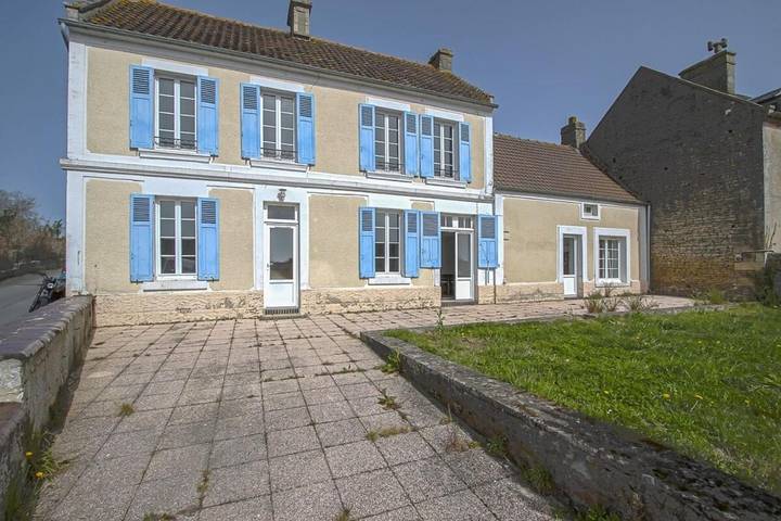 Location de vacances pour 11 personnes, avec jardin, adapté aux familles dans Ponts sur Seulles - 2