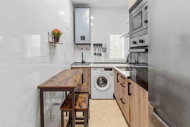Entire apartment, Apartment 'Centro De Marbella' with Wi-Fi and Air Conditioning in Marbella Centre, Marbella