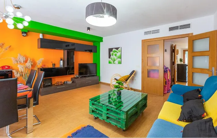 Ferienwohnung für 10 Personen, mit Ausblick und Balkon - 1