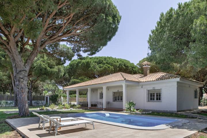 Villa pour 8 personnes, avec jardin à Conil de la Frontera
