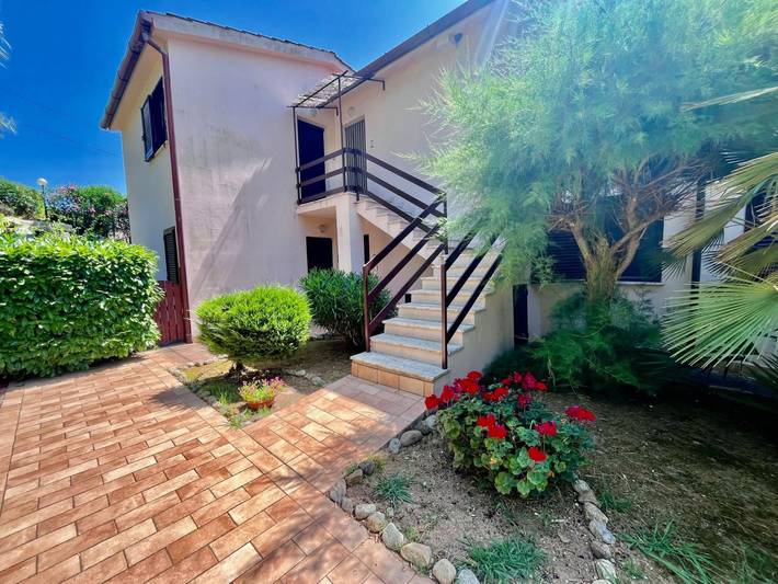 Appartamento per 5 persone, con terrazza in Rio nell'Elba