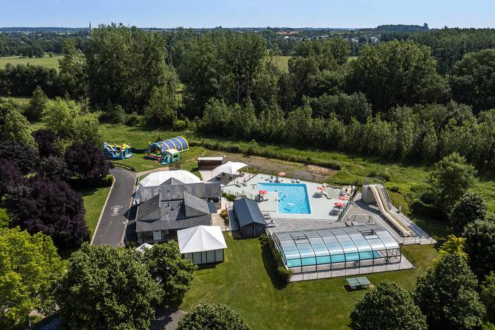 Mobil home pour 4 personnes, avec terrasse et piscine, animaux acceptés à Loches - 4