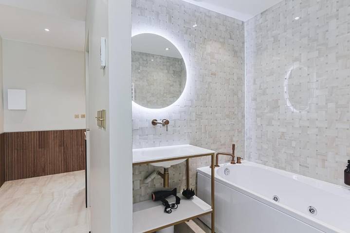 Gîte pour 2 personnes, avec jacuzzi à Carrières-sur-Seine - 2