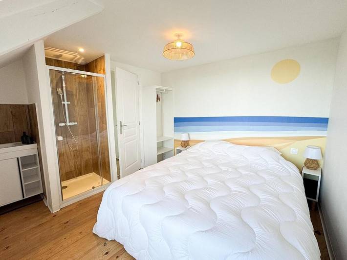 Location de vacances pour 6 personnes, avec jardin et vue, adapté aux familles à Le Vivier-sur-Mer - 4