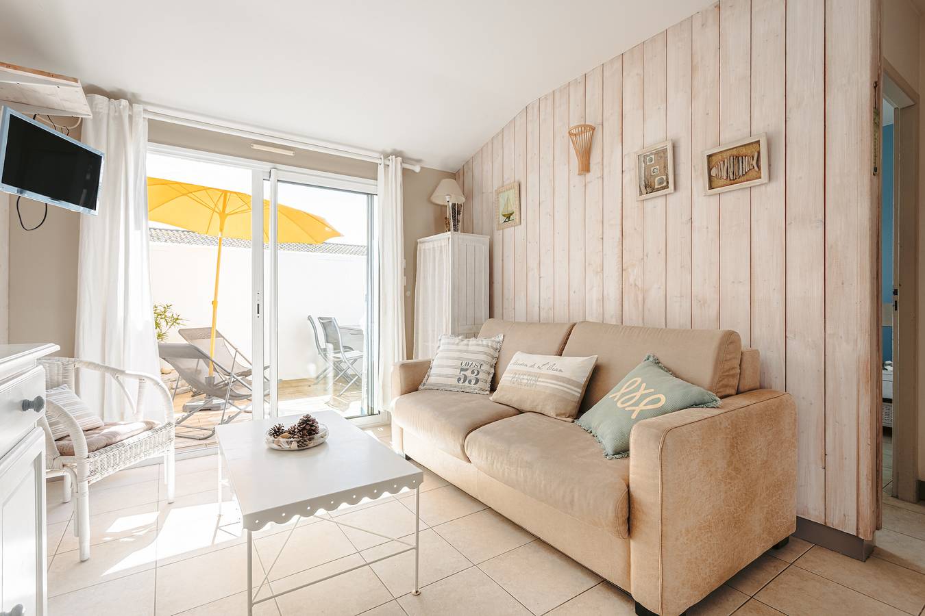 3* House with heated pool, 400m from beach and market – Île de Ré in Le Bois-Plage-en-Ré, Ile de Re