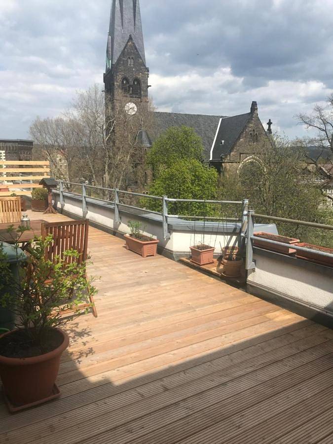 Ferienwohnung für 3 Personen, mit Balkon und Terrasse sowie Ausblick in Leuben