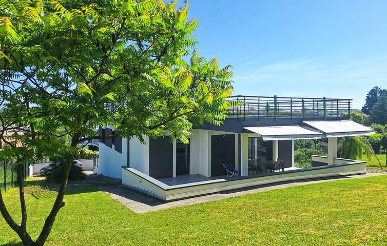 Appartement confortable avec jardin, près du centre-ville et de la rivière, à Carbon-Blanc in Bassens, Région de Bordeaux