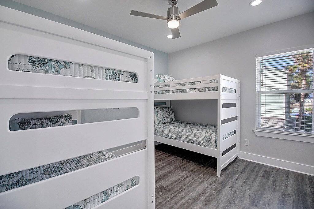 Stunning Home, Close to City Community Pool, Boat Parking! in Port Aransas, Mustang Island