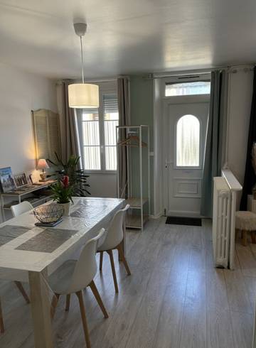 Gîte pour 3 personnes, avec jardin à Aubigny-sur-Nère