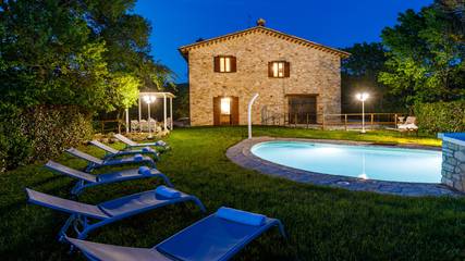 Villa für 10 Personen, mit Garten, mit Haustier in Marche