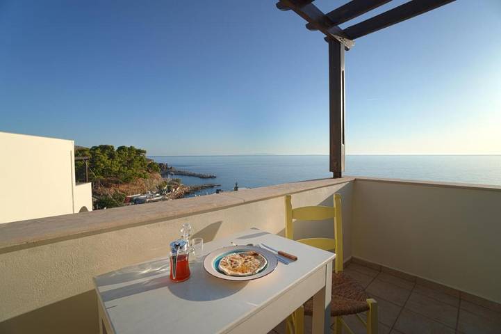 Hôtel pour 2 personnes, avec piscine ainsi que terrasse et vue dans Chóra Sfakíon - 4