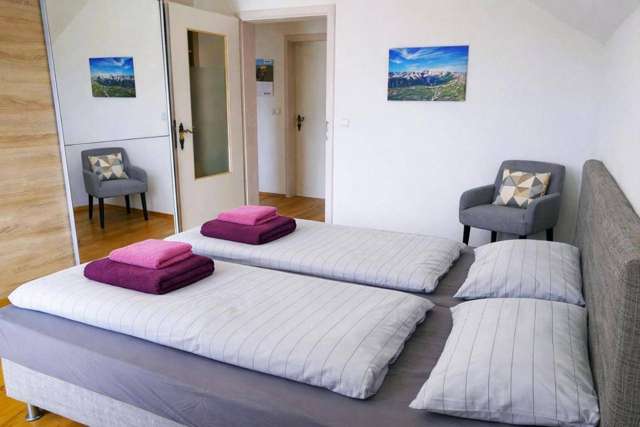 Appartement entier, Panorama Apartment im Allgäu mit Balkon, Garten und Stellplatz in Marktoberdorf, Souabe (Bavière)