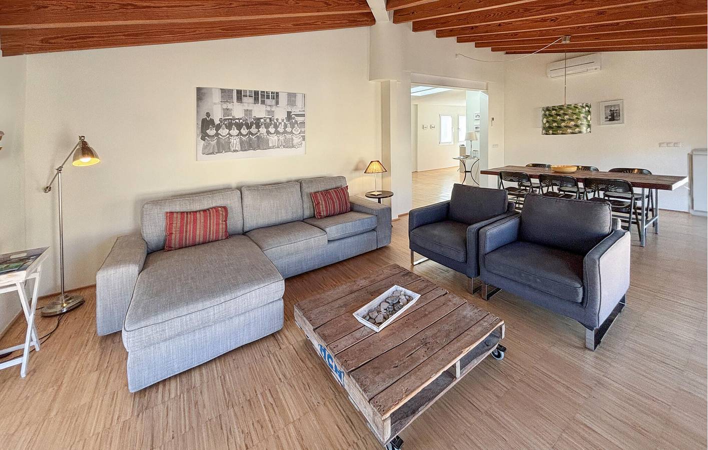 Charming 2BR Apartment near Beach with WiFi & Parking in Capdepera, East Majorca