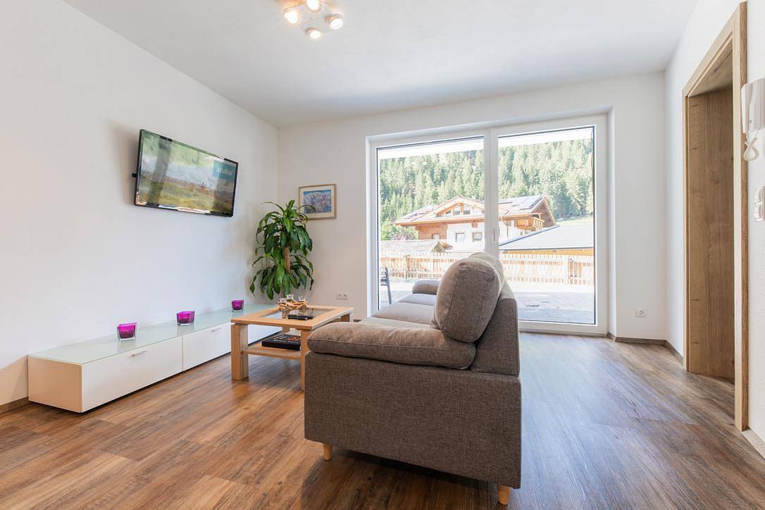 Ganze Ferienwohnung, Appartement/Fewo, Dusche, Wc, 2 Schlafräume in Stubaier Alpen, Neustift im Stubaital