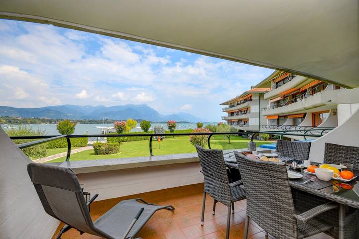 Ferienwohnung für 4 Personen, mit Balkon und Garten sowie Seeblick in Manerba del Garda - 2