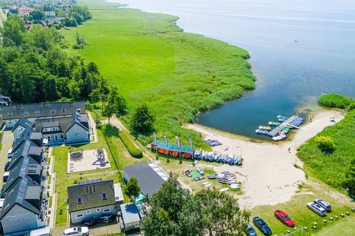 Ferienhaus mit Meerblick für 6 Personen, mit Ausblick und Terrasse sowie Garten in Polen