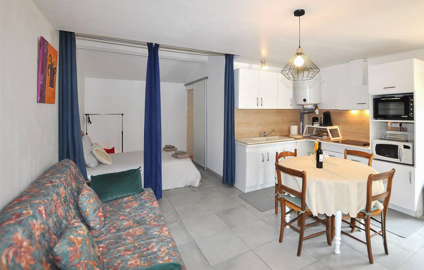 Encantador apartamento con piscina, wifi y aparcamiento cerca del centro de Gaillac in Gaillac, Región de Albi
