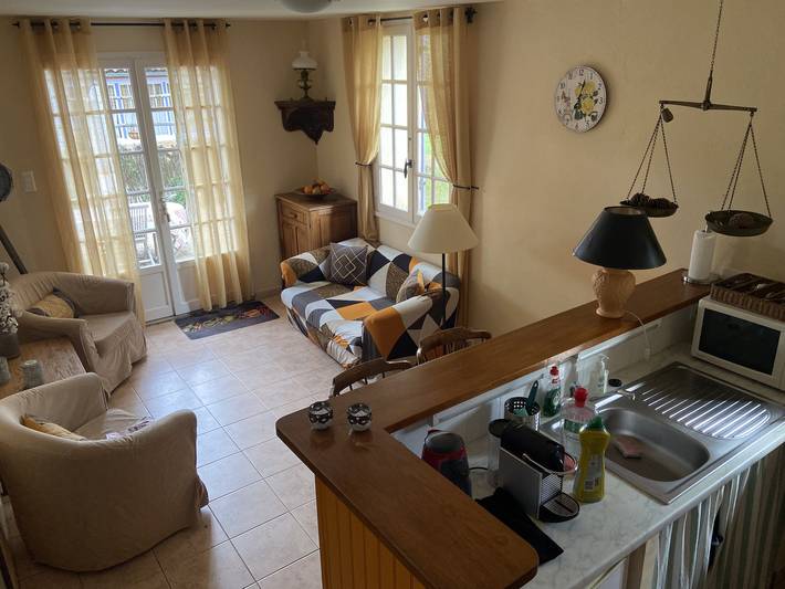Gîte pour 3 personnes, avec piscine à Le Buisson-de-Cadouin - 2