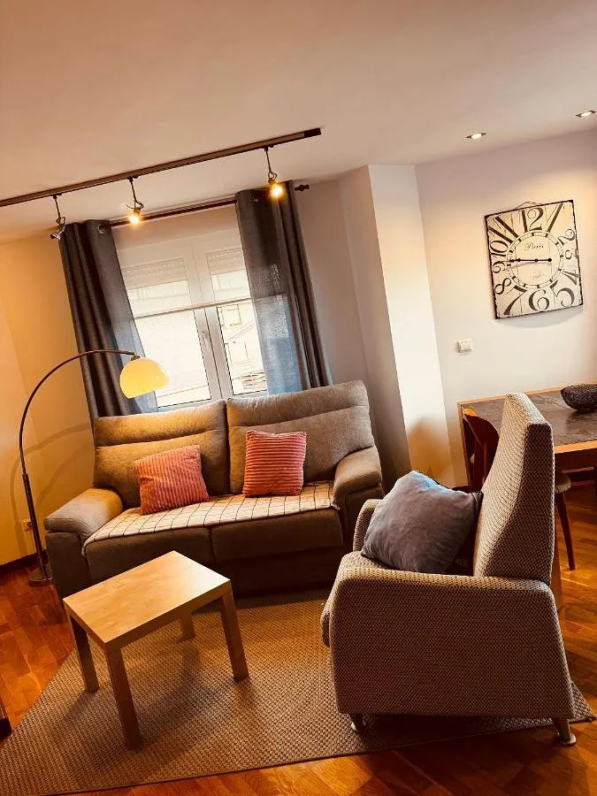 Ferienwohnung für 4 Personen, mit Terrasse und Ausblick - 1