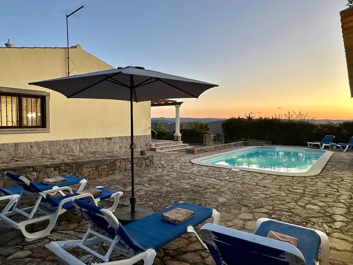 Casa de férias para 8 pessoas, com terraço e jardim, com animais de estimação em São Brás de Alportel