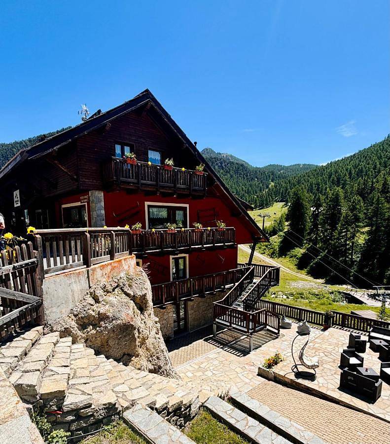 Double Room with Mountain View in Claviere, Via Lattea