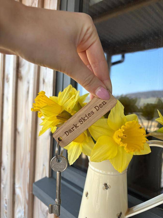 Camping for 4 people, with terrace and garden as well as view, with pets in North Yorkshire