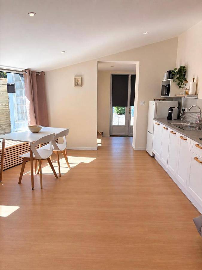 Gîte pour 4 personnes, avec Terrasse à Odos