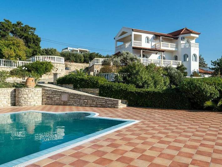 Ferienhaus für 8 Personen, mit Pool und Garten sowie Balkon in Pitsidia - 2