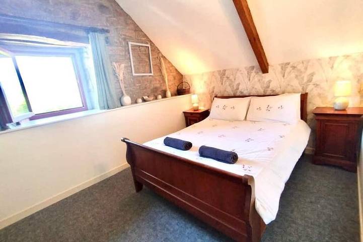 Location de vacances pour 6 personnes, avec jardin et piscine à Langoëlan - 3