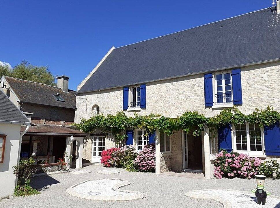 Chambre d'hôtes Les Hirondelles Bleues - Chambre 44 in Saint-Benoît-de-l'Aure, Région de Bayeux