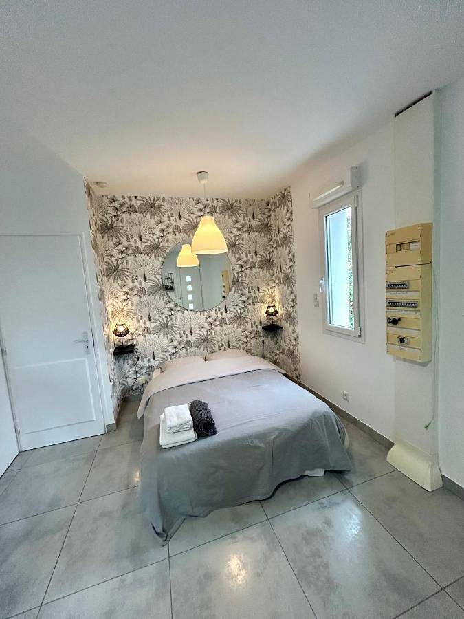 Micro Maison Royan Centre Ville/Plage A Pied in Royan, Côte de Beauté