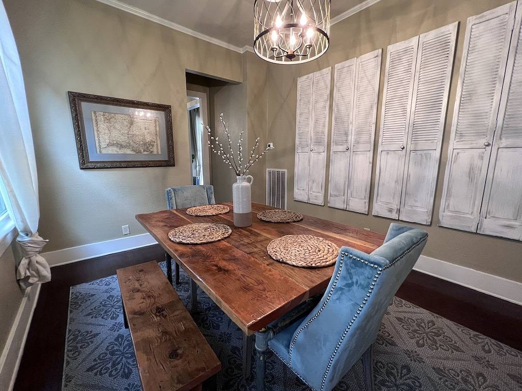 ☆ Vintage Downtown Shotgun Home von Lsu ☆ Waschmaschine / Trockner ☆ Se Habla Espanol in Baton Rouge, East Baton Rouge Parish