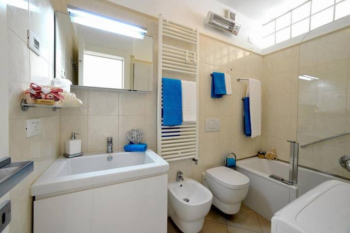 Ferienwohnung für 4 Personen, mit Pool und Ausblick sowie Garten, mit Haustier in Lignano Pineta - 4
