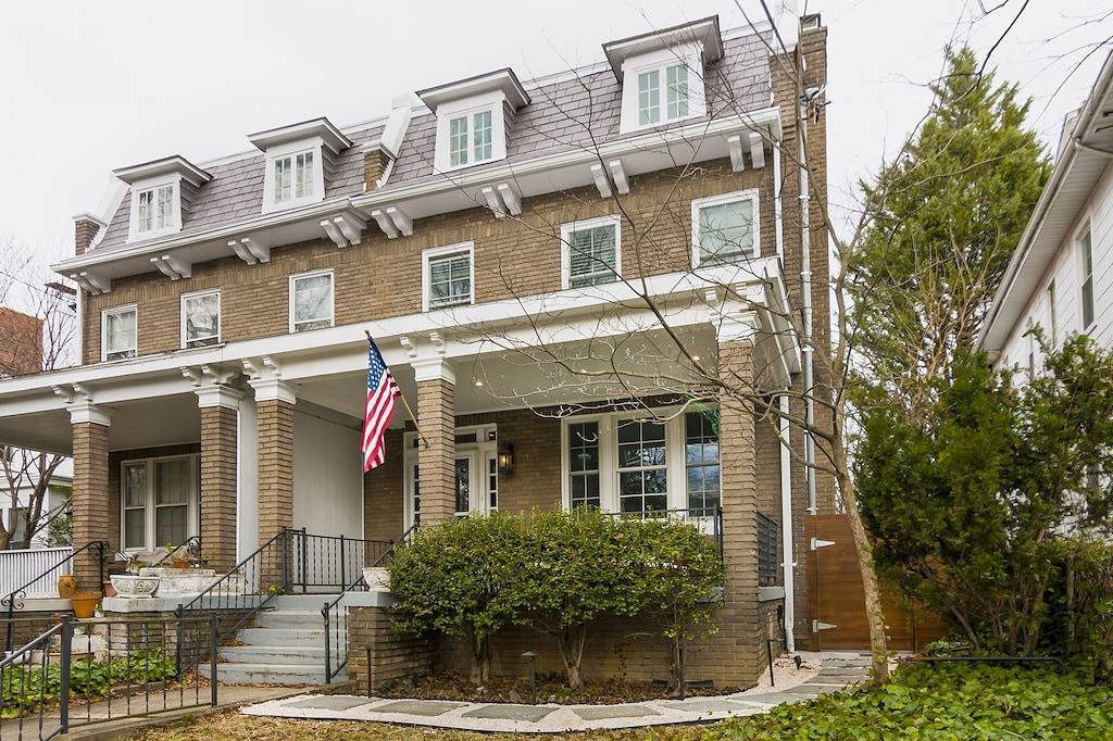Ganze Wohnung, Brandneue und moderne Wohnung in der Roten Linie! in Washington D.C., District of Columbia